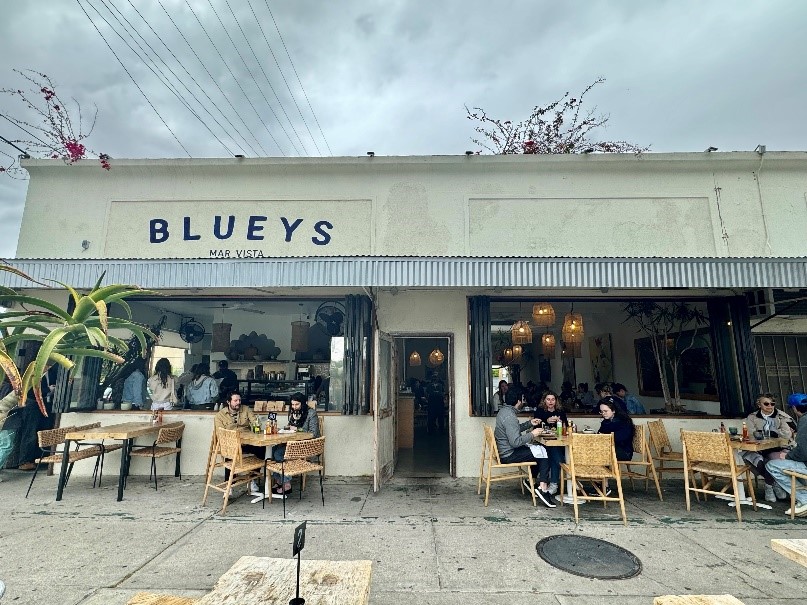 Blueys restaurant front entrance