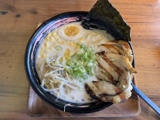 Yume Japanese Restaurantのとんこつラーメン