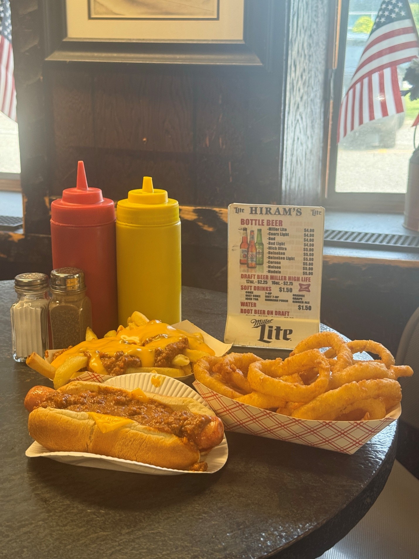 Hiram'sのChili Cheese Dog
